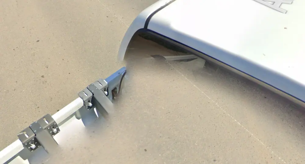 街景車後方電線