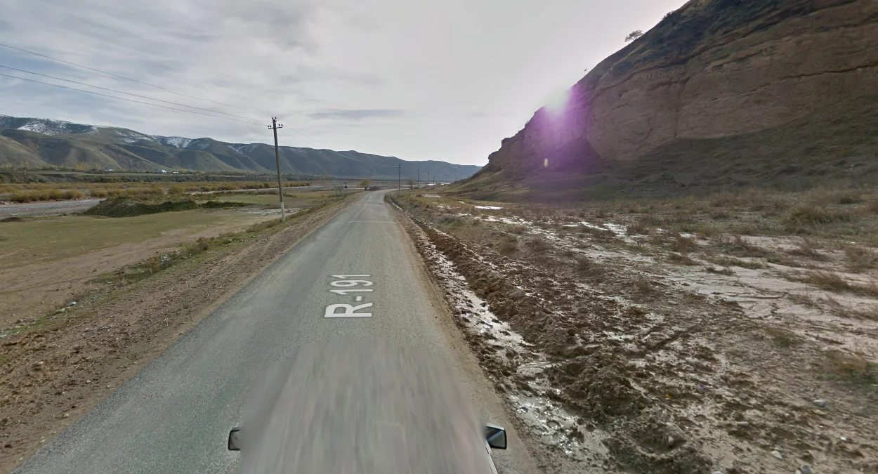 卡拉達里亞河谷與綠色丘陵