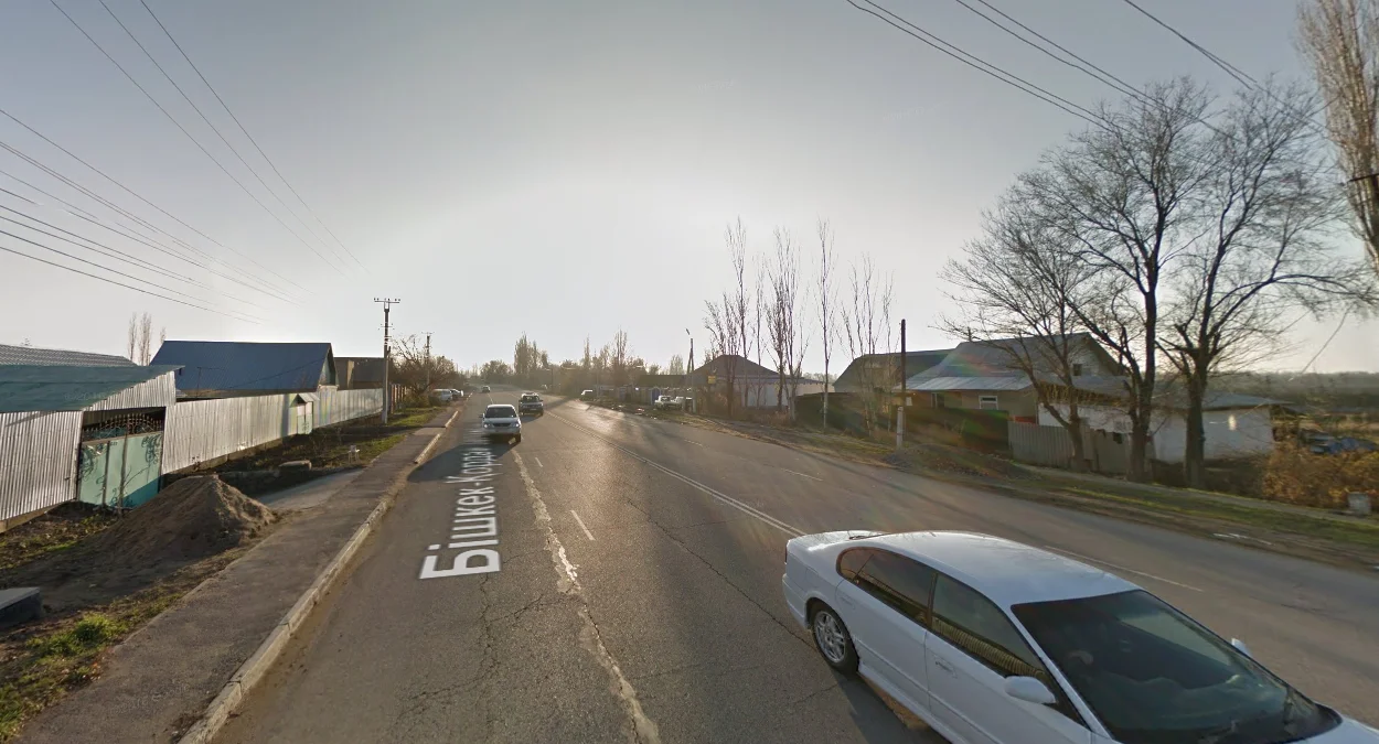 比什凱克北部：日落景觀道路