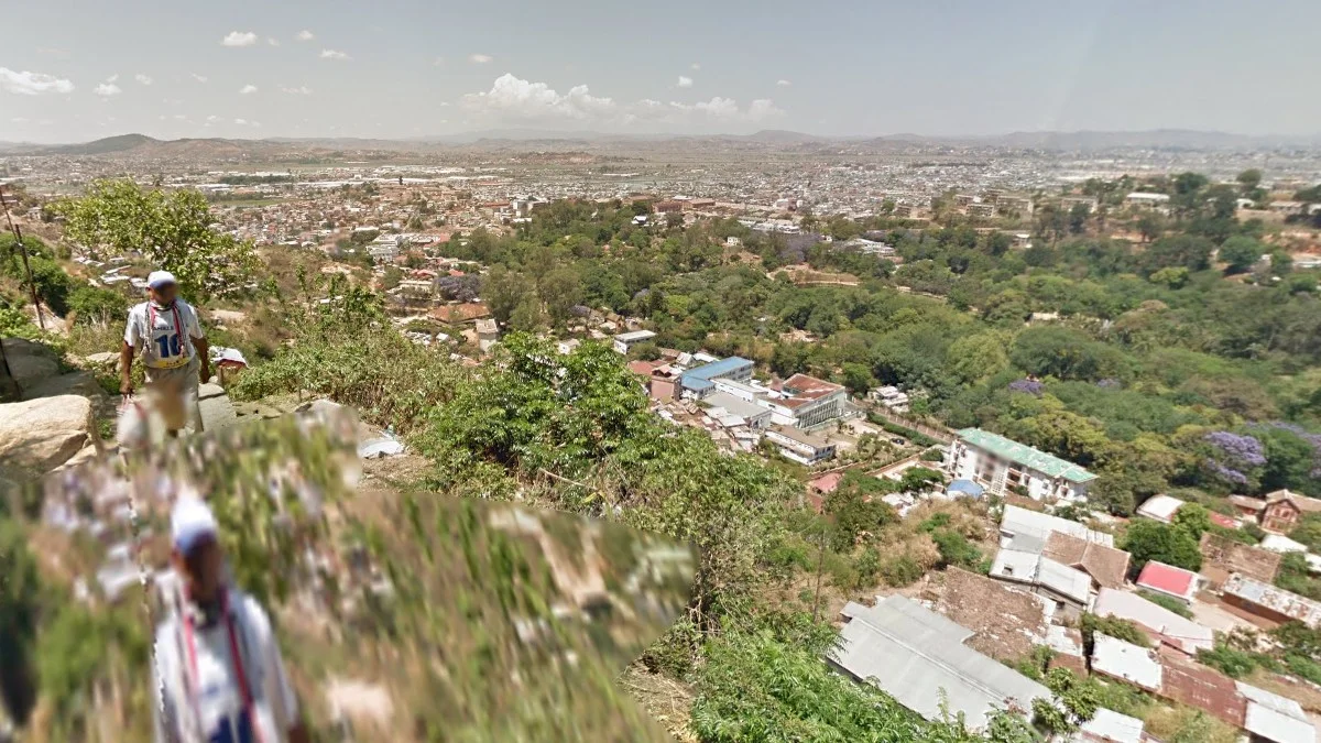 塔那那利佛山坡街景