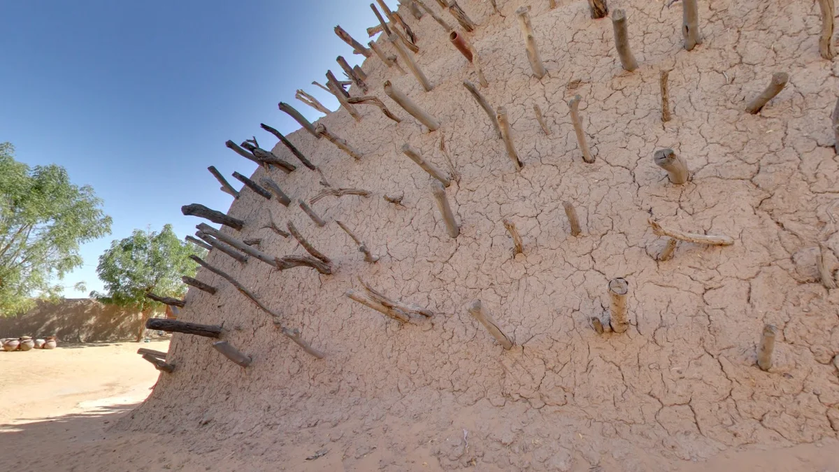 加奧清真寺低矮屋頂走廊