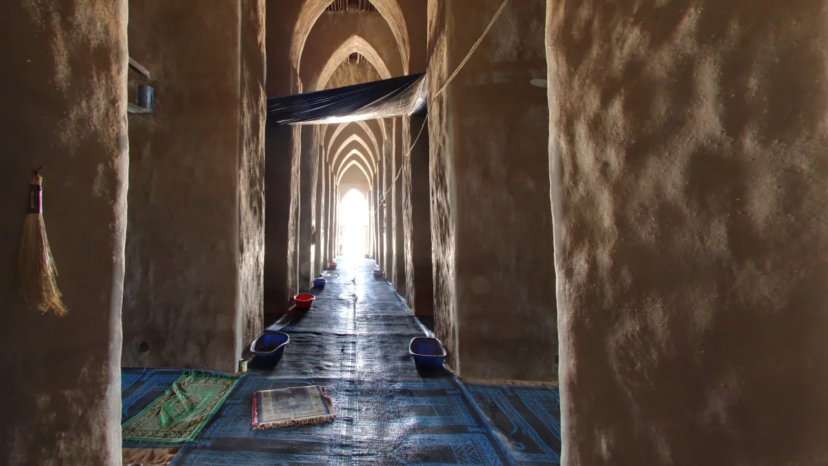 傑內清真寺的哥德式拱門