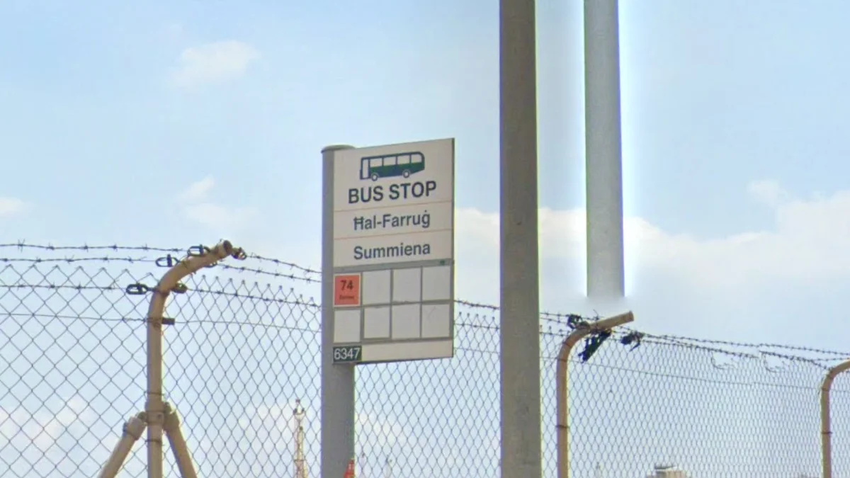 馬爾他常見的公車站