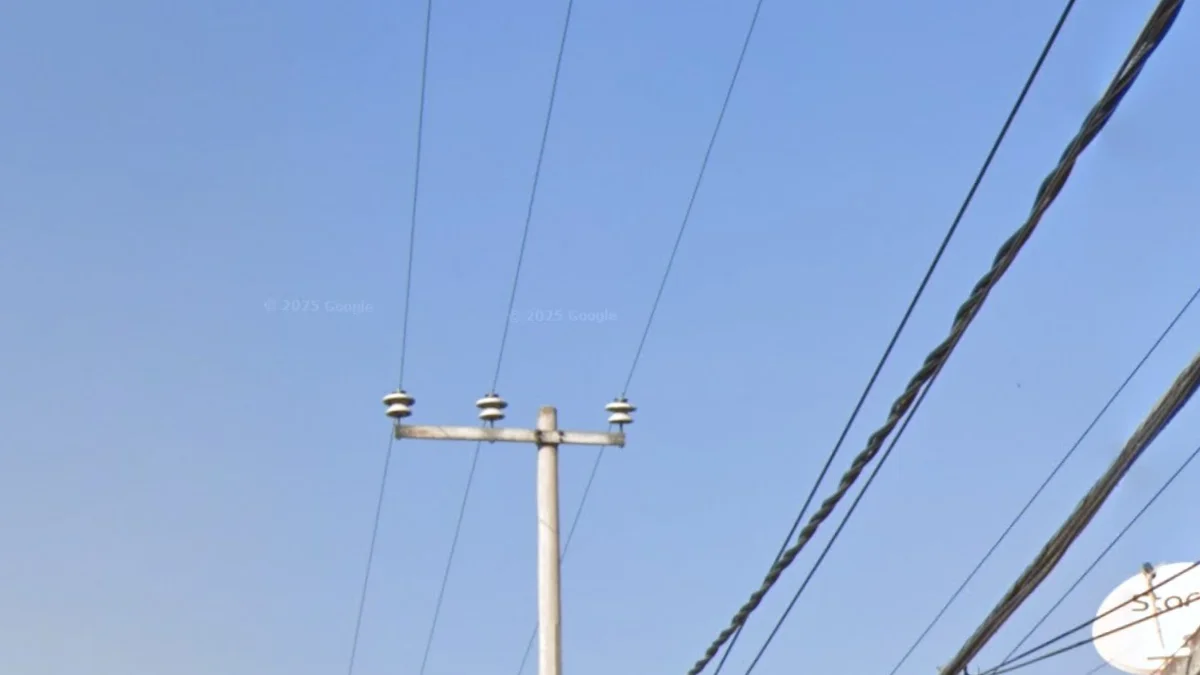 墨西哥城不對稱橫桿電線桿