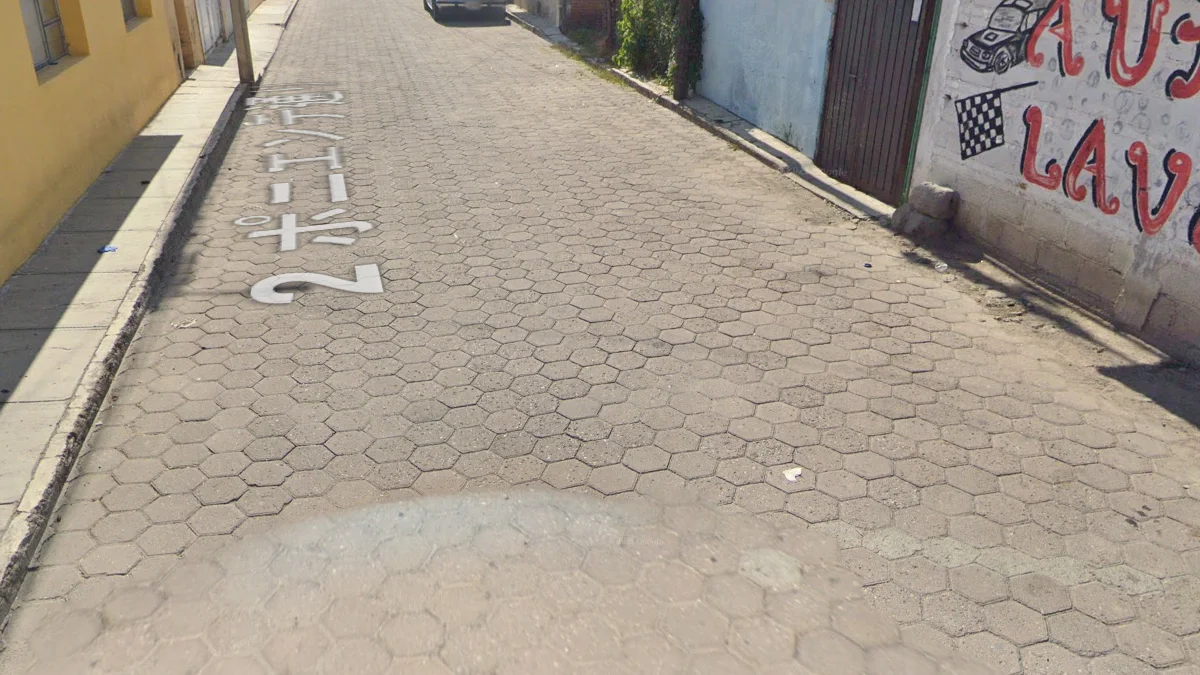 普埃布拉州六角形瓷磚路面