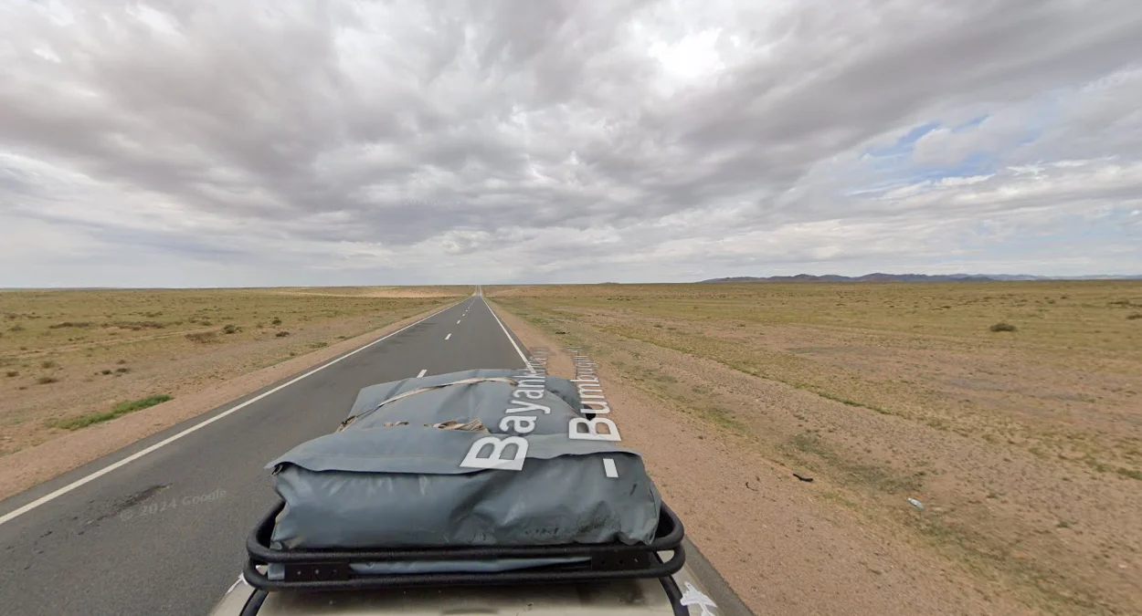 西南部的乾旱草原與粗糙土壤