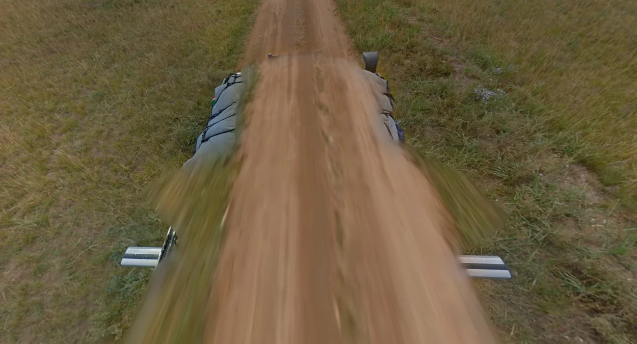 蒙古西部：灰色帳篷與掛鉤