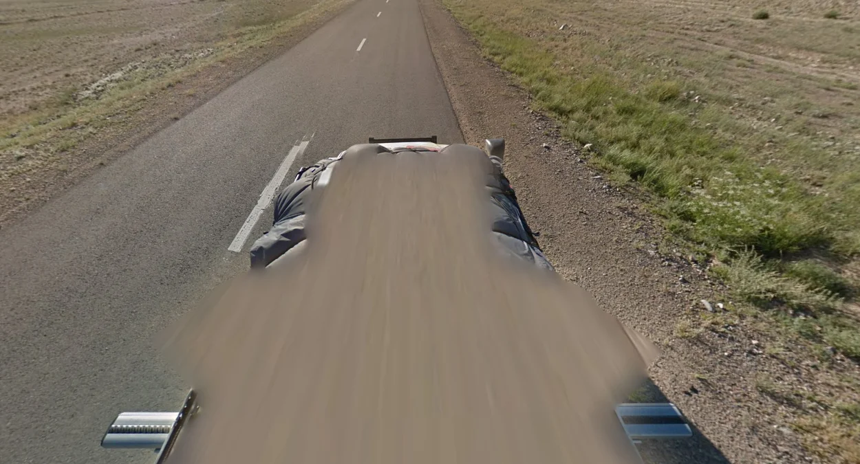 霍夫德與烏列蓋之間：無掛鉤帳篷