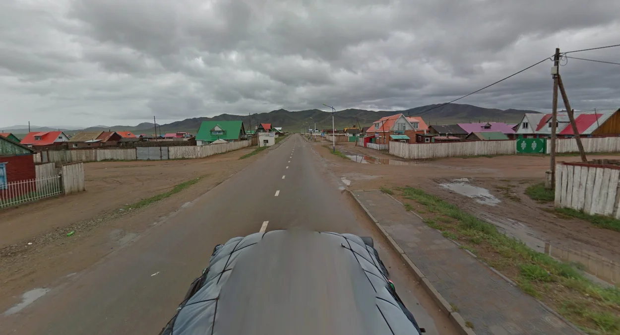 木倫：南北向網格狀城鎮