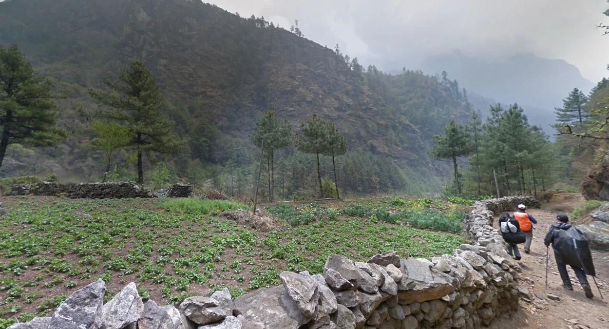 法克丁以北明亮陰沉景觀