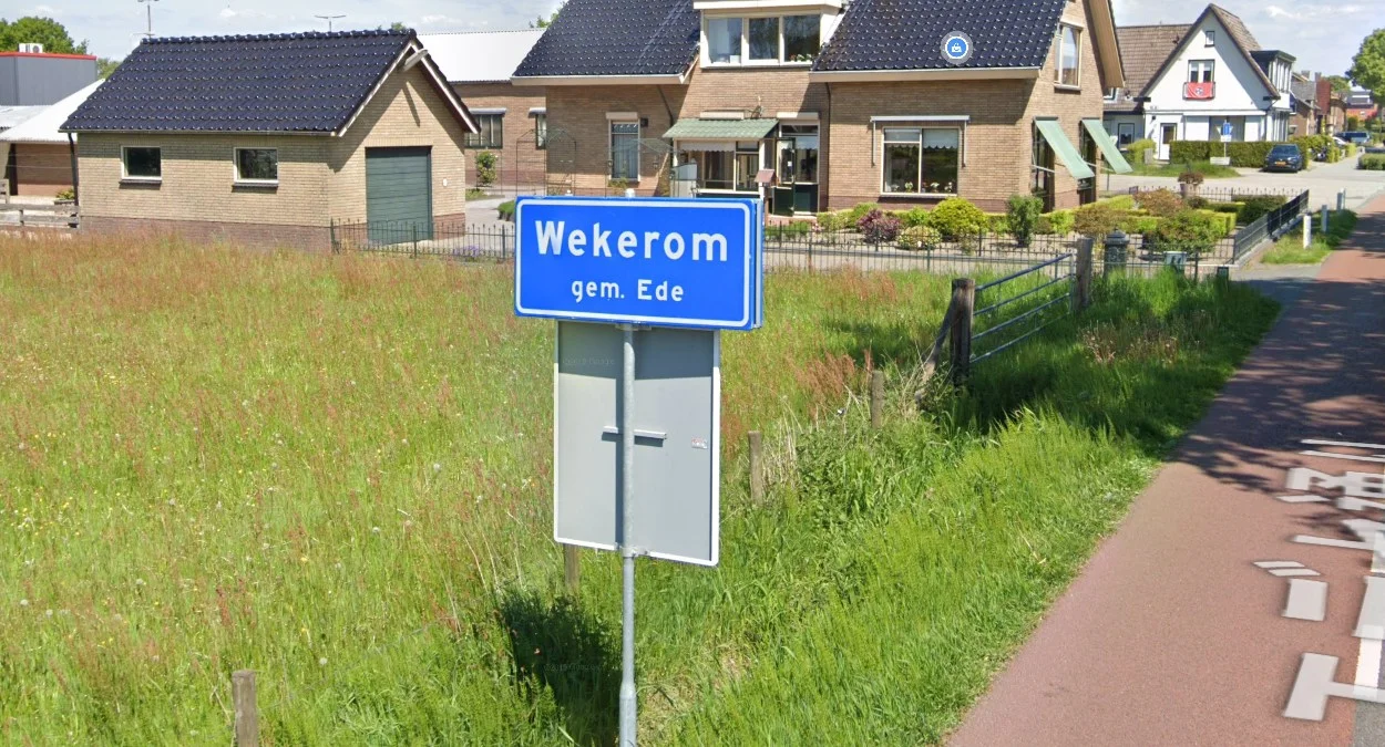 荷蘭藍色城鎮入口標誌