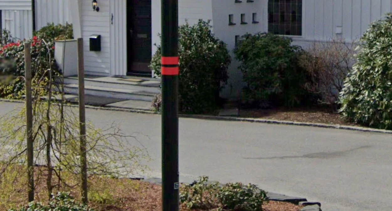 斯塔萬格燈桿紅條紋