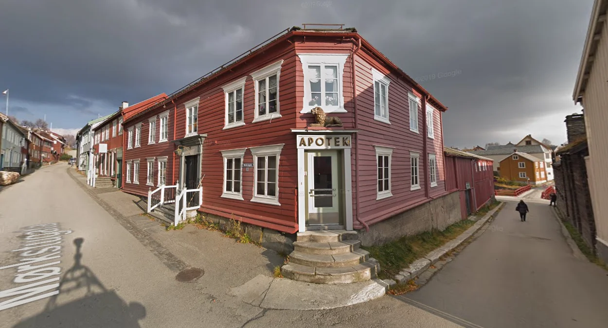 羅羅斯密集木製建築