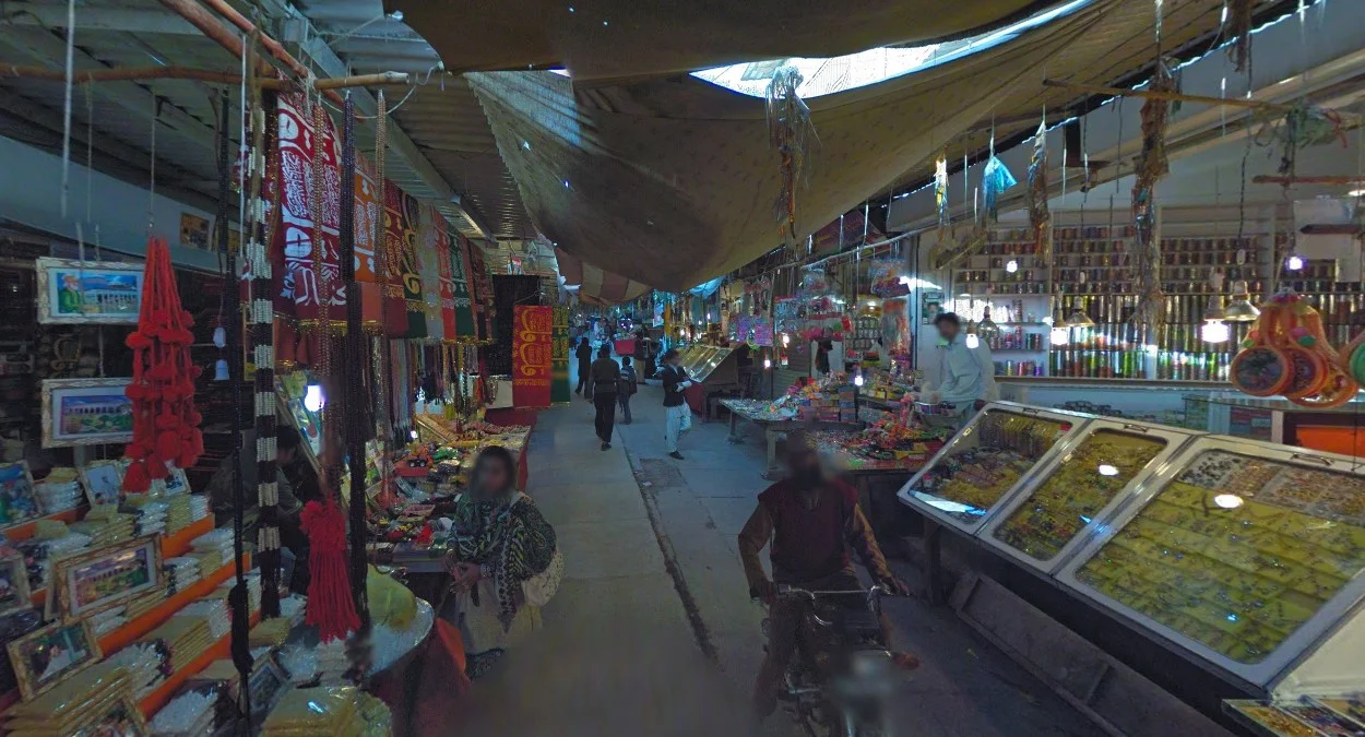 帕克帕坦繁忙市集街