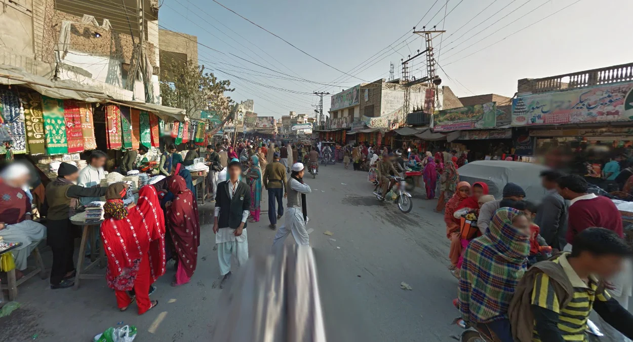 帕克帕坦繁忙城市街