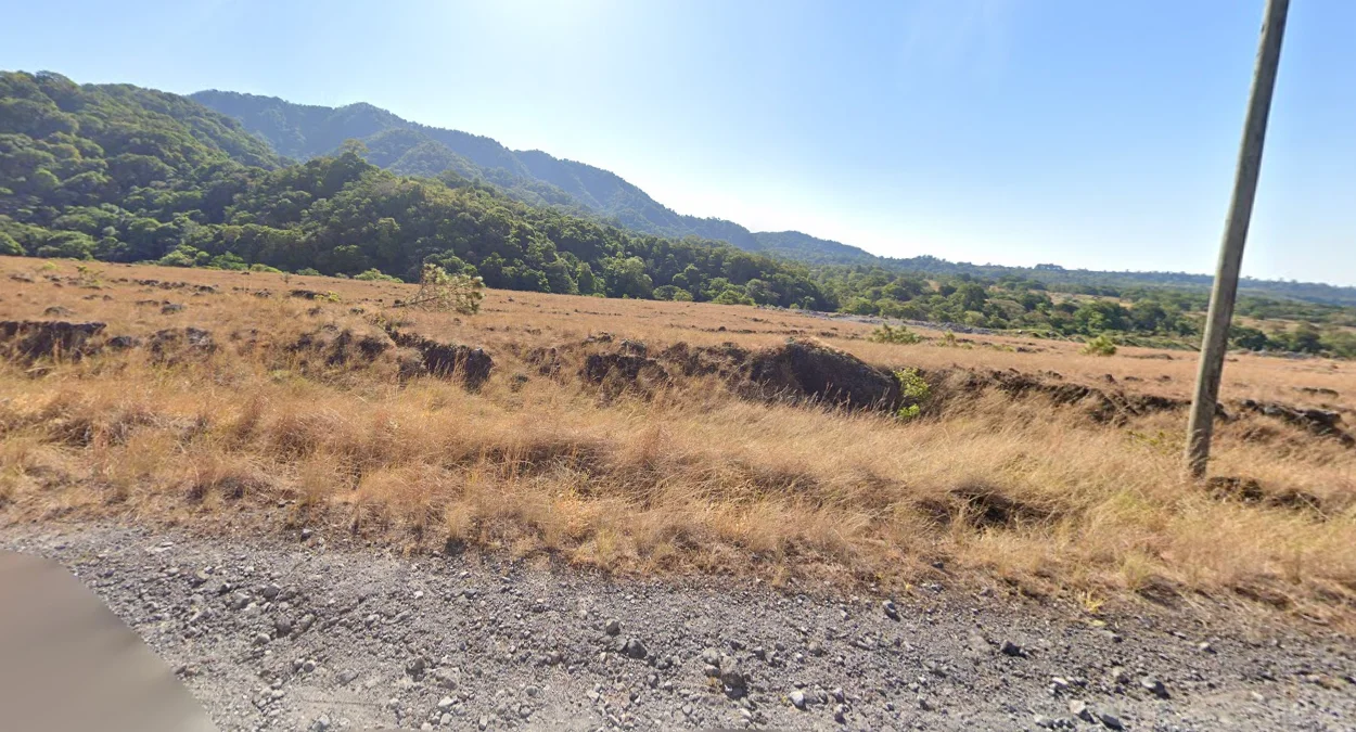 達維北部火山岩
