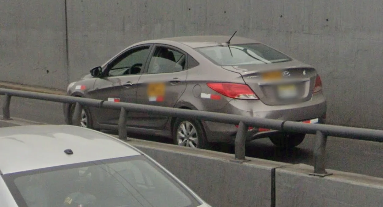 計程車紅白貼紙