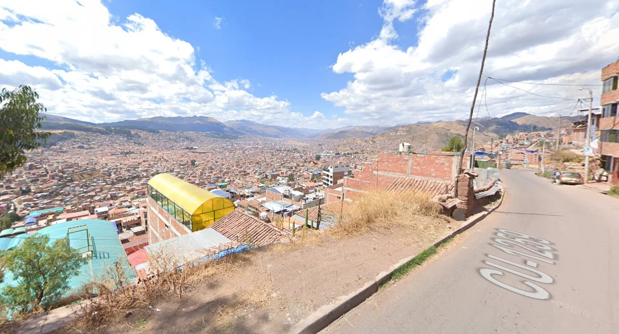 庫斯科四面環山城市