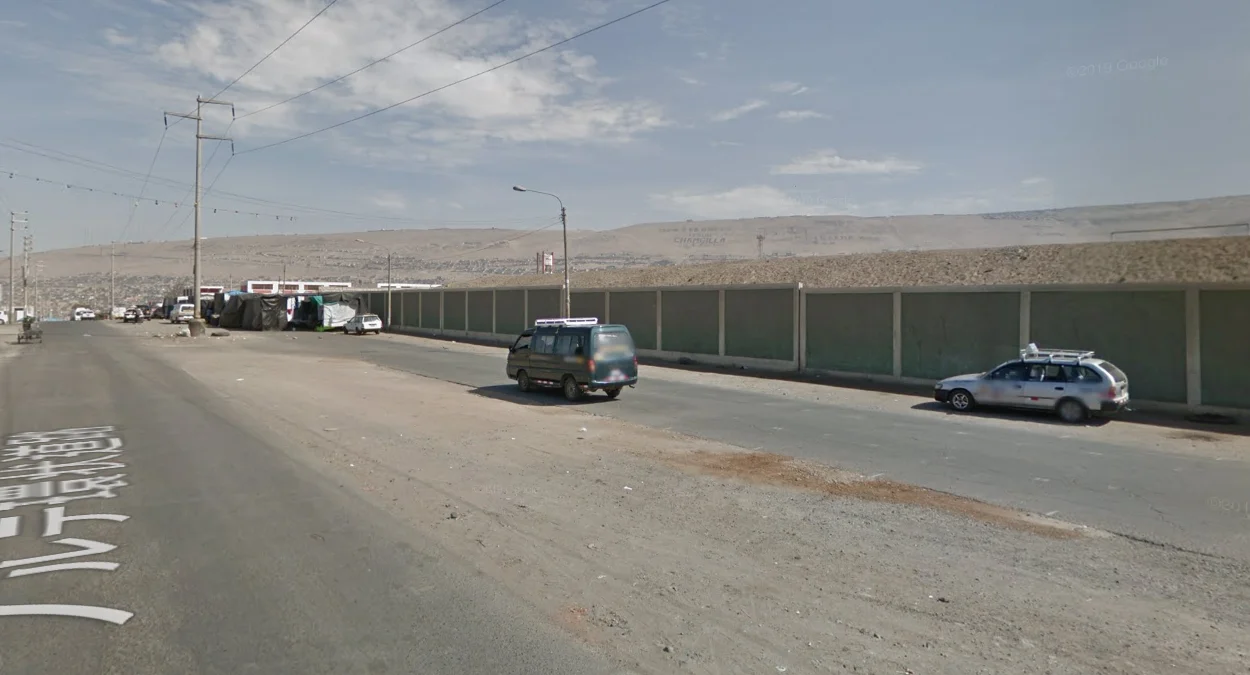 塔克納北部乾燥山脊