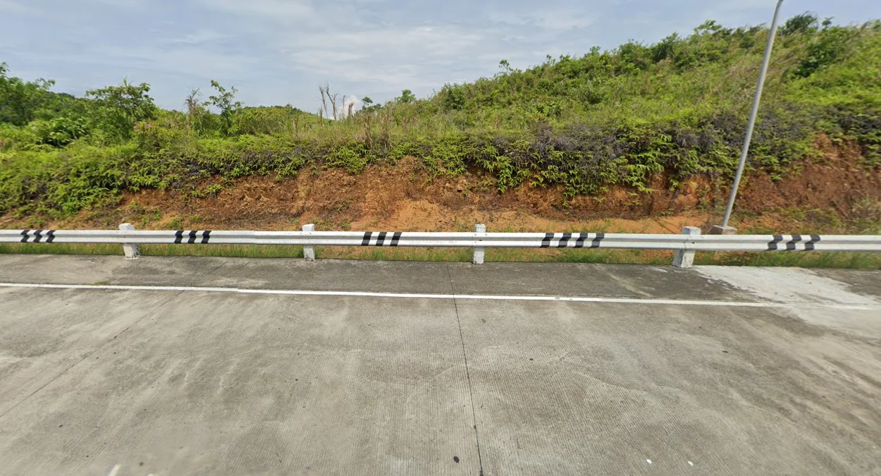 比科爾三黑條紋護欄