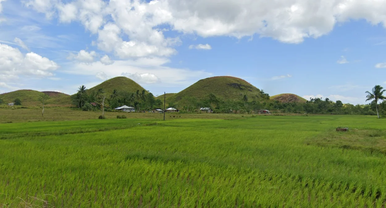 保和島巧克力山與火山