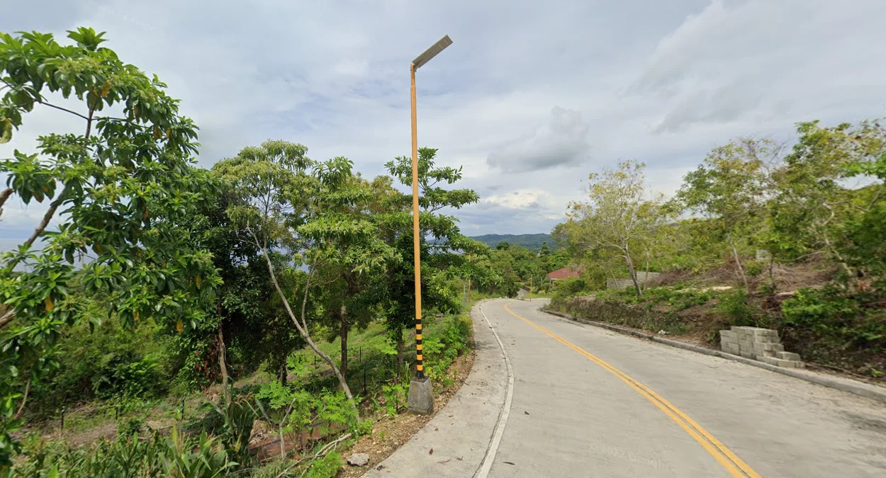 錫基霍爾黃色路燈