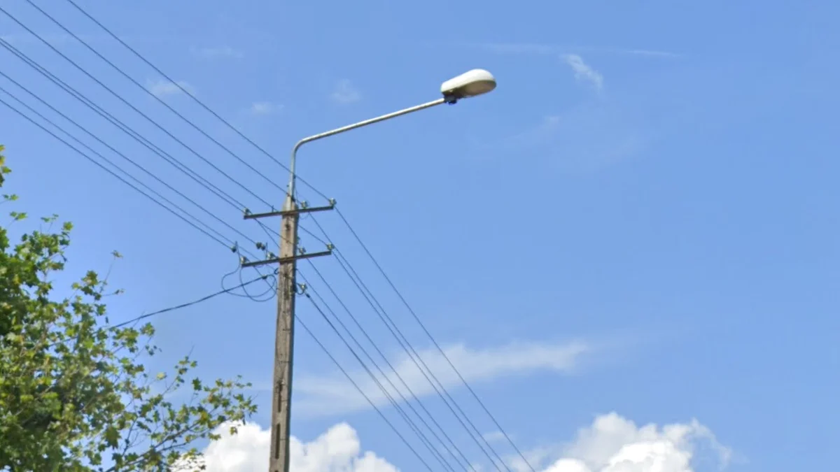 東北部桿頂路燈