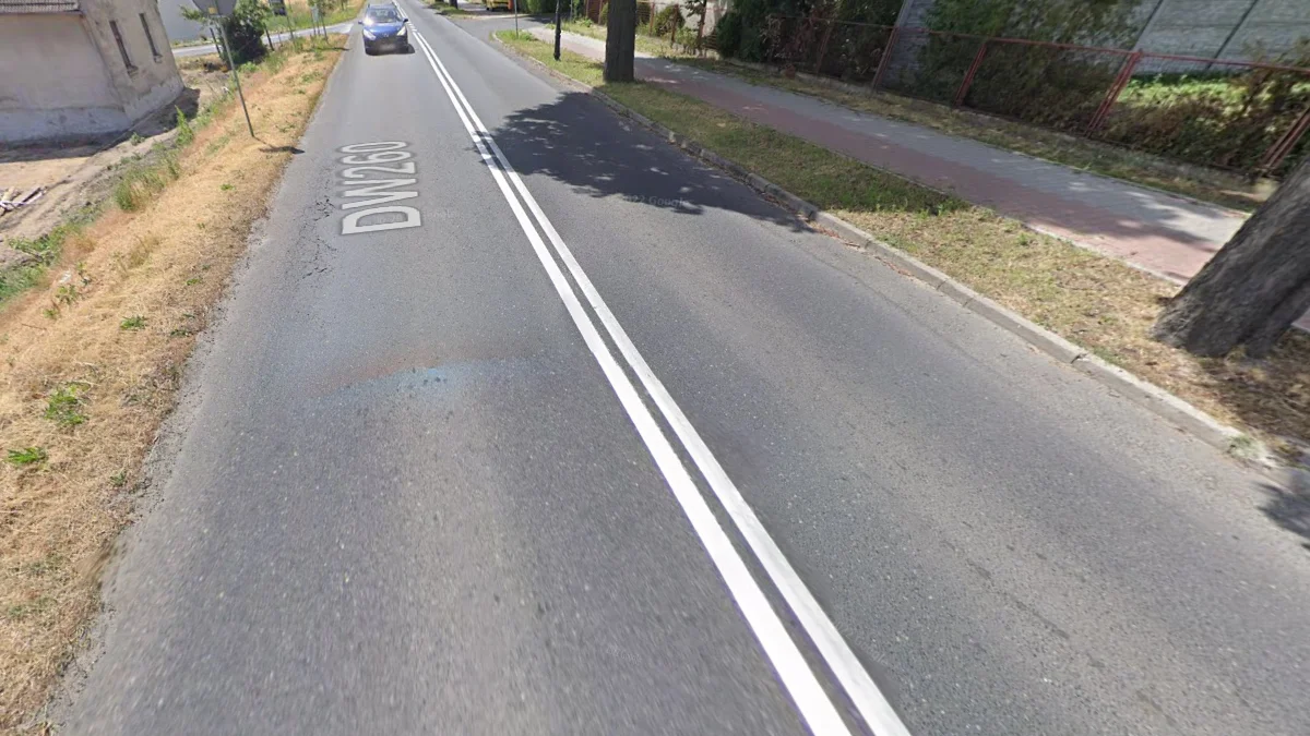 常見的白色雙實線