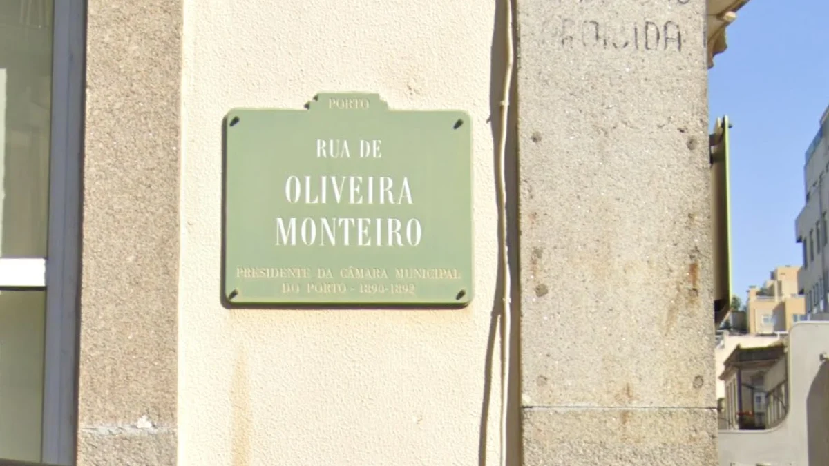 波爾圖石灰綠路牌