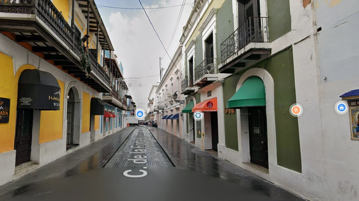 聖胡安老城狹窄多彩街道