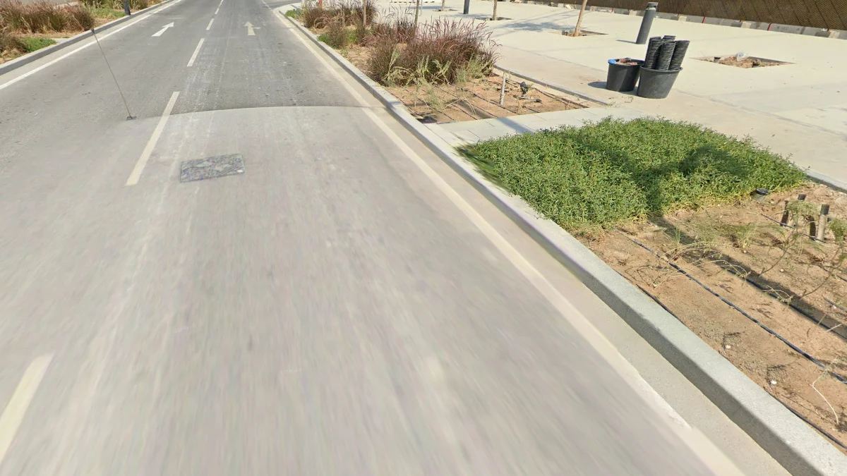 盧塞爾車斗右側紙箱