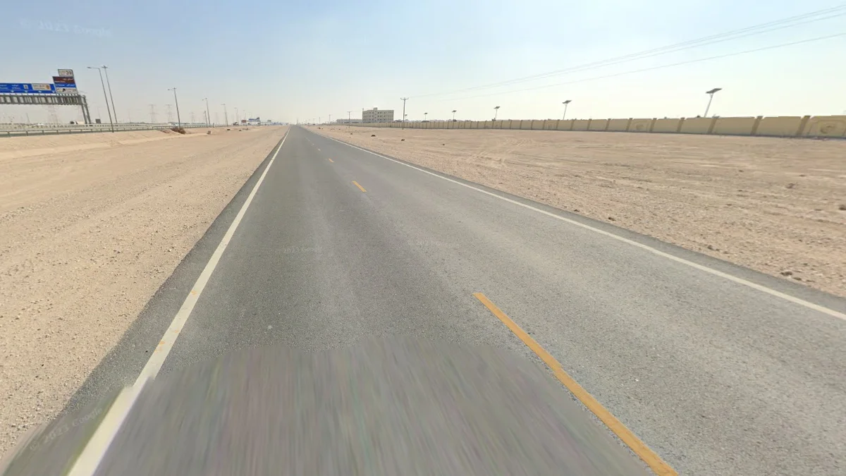 實心外白線道路標線