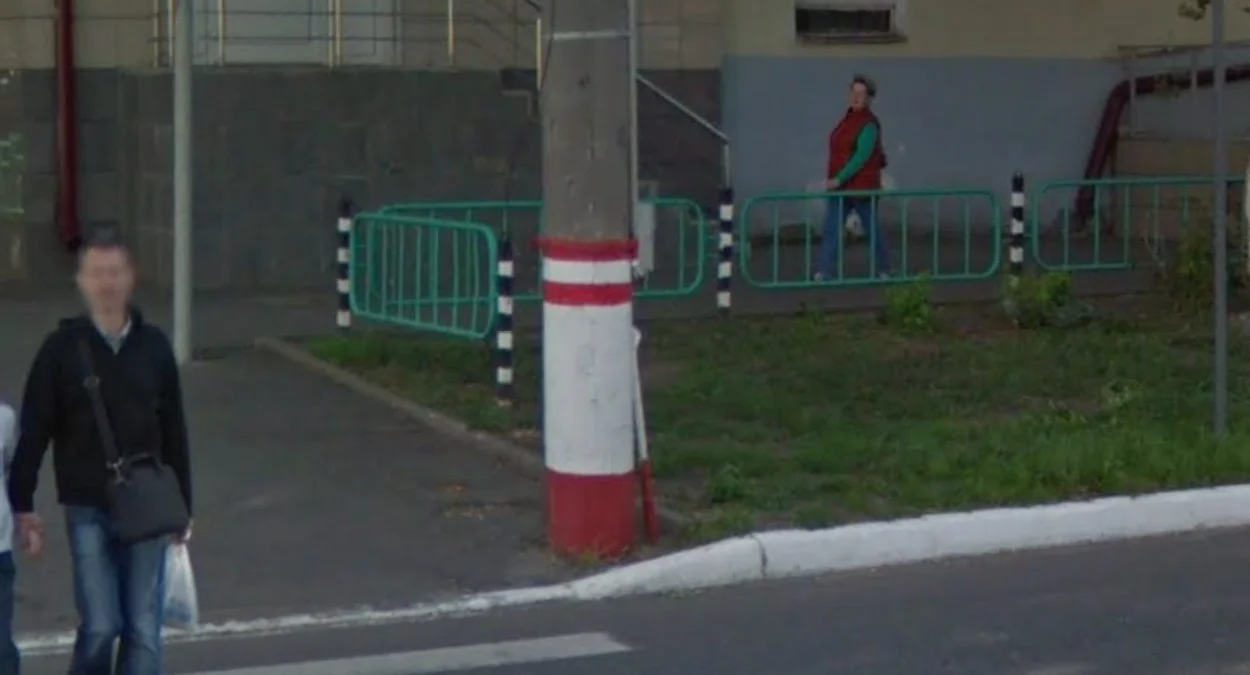 薩蘭斯克紅白條紋桿