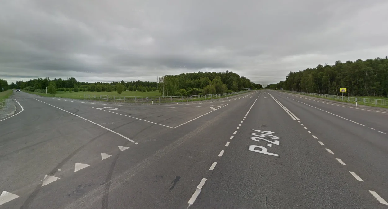 異常寬闊的交叉路口