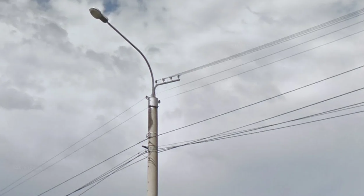 赤塔傾斜延伸絕緣桿