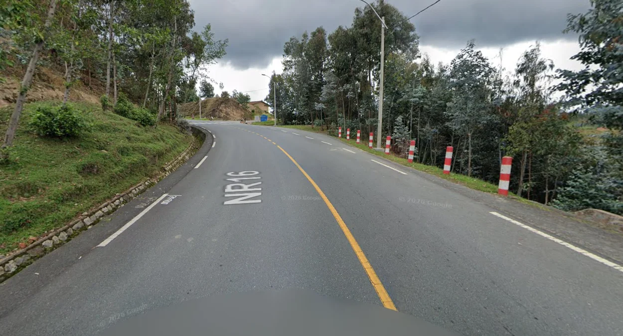 NR16虛線外側白線