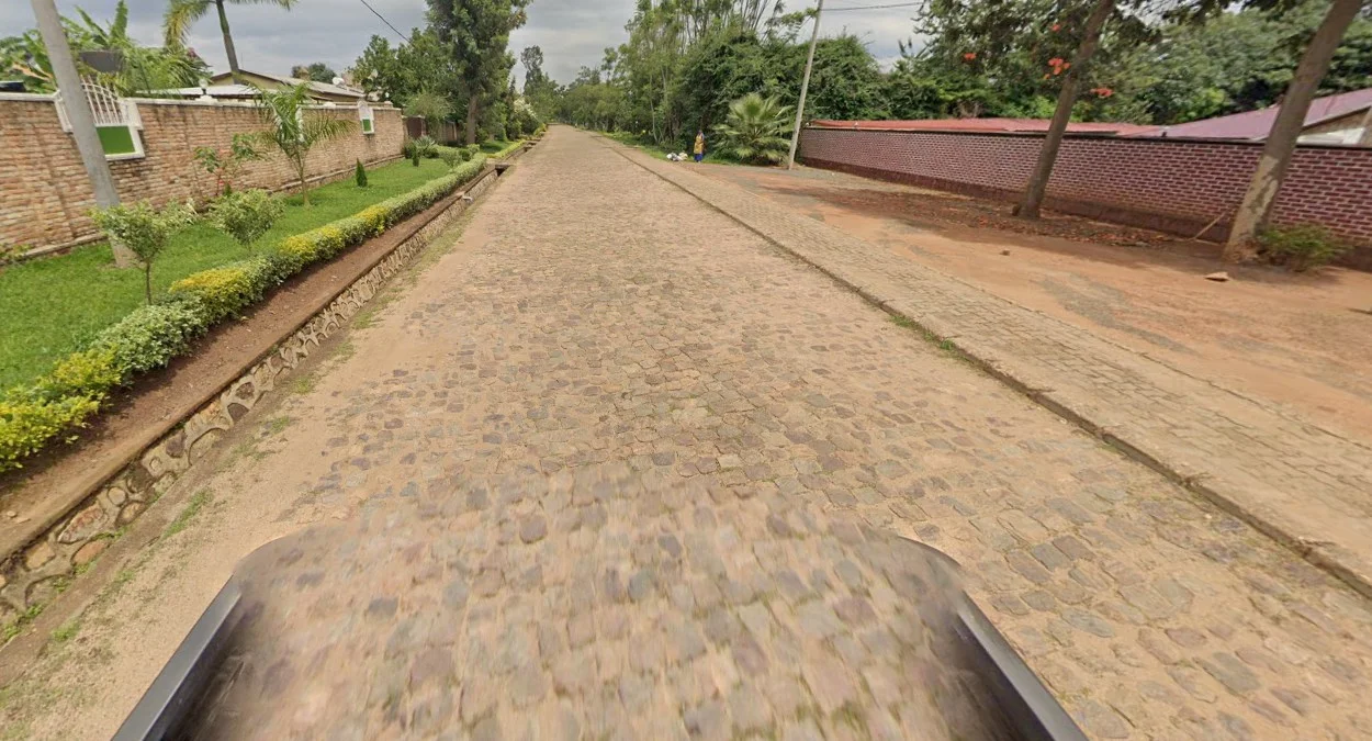 布塔雷鵝卵石路面