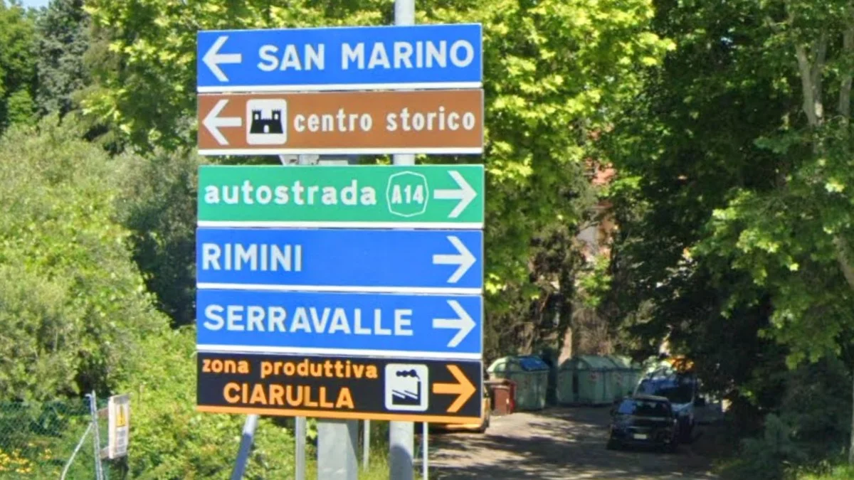 與義大利相同路標路樁