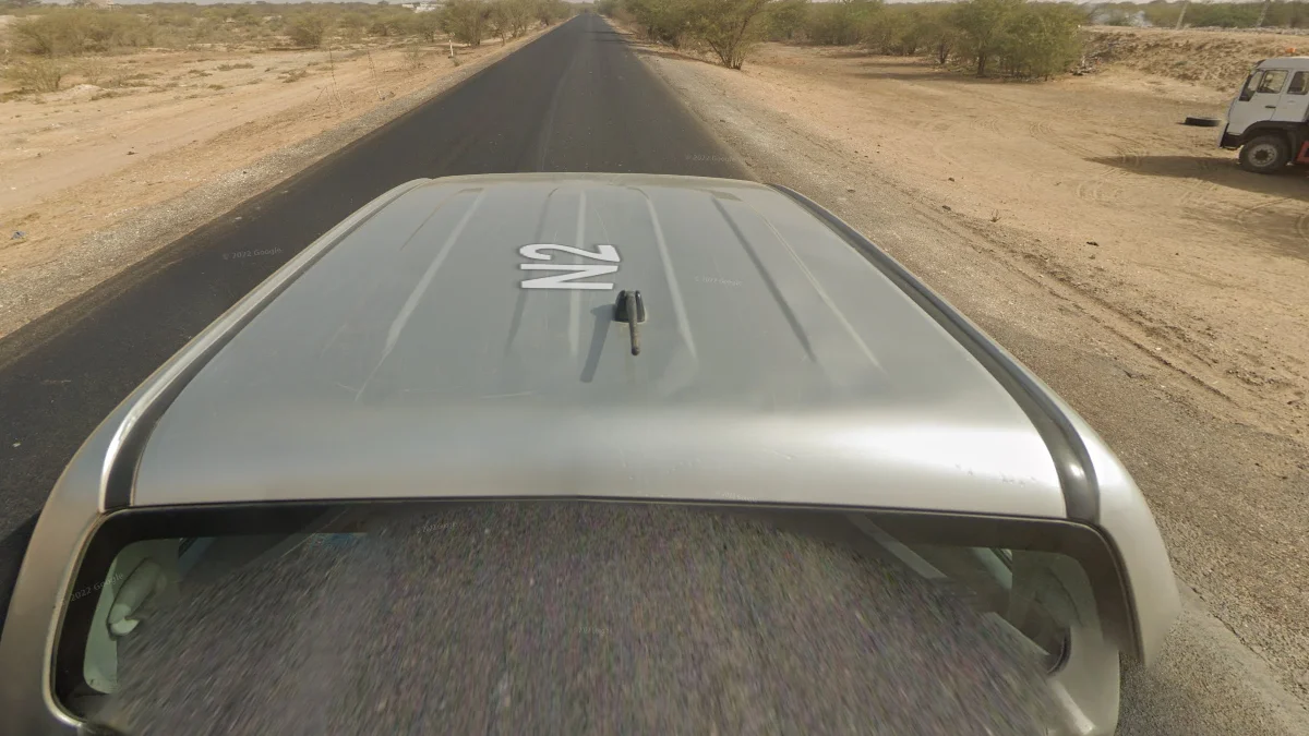 第四代銀白卡車駕駛室