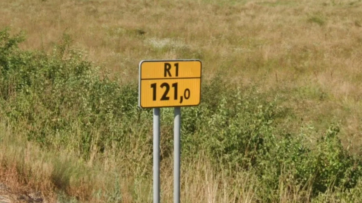 里程標誌兩段式設計