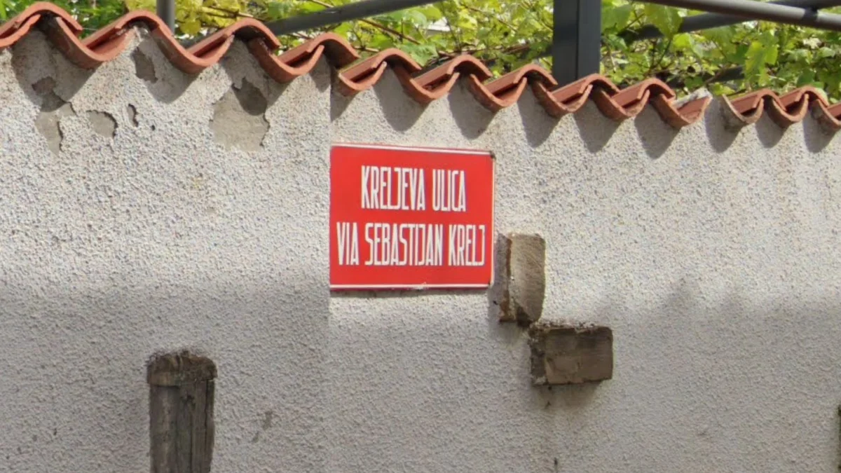 西部義大利語雙語標誌