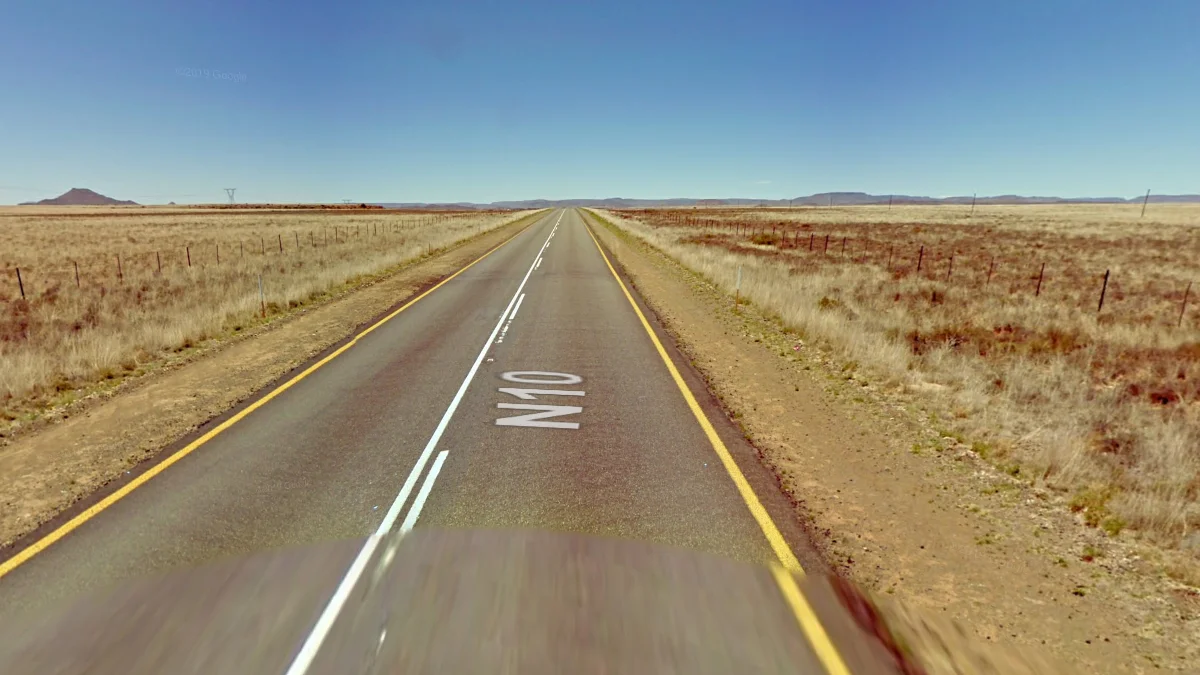 道路單黃色外側線