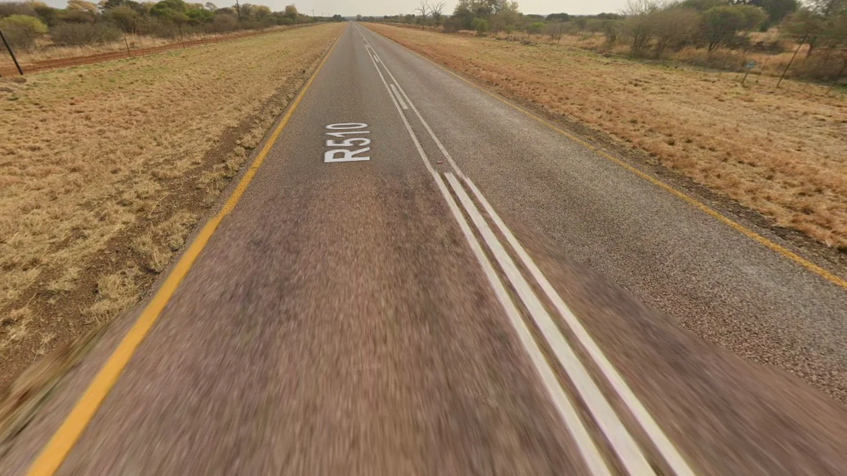 林波波省顆粒狀粉色路面