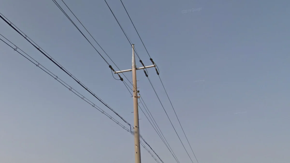 電線桿頂部錐形尖刺