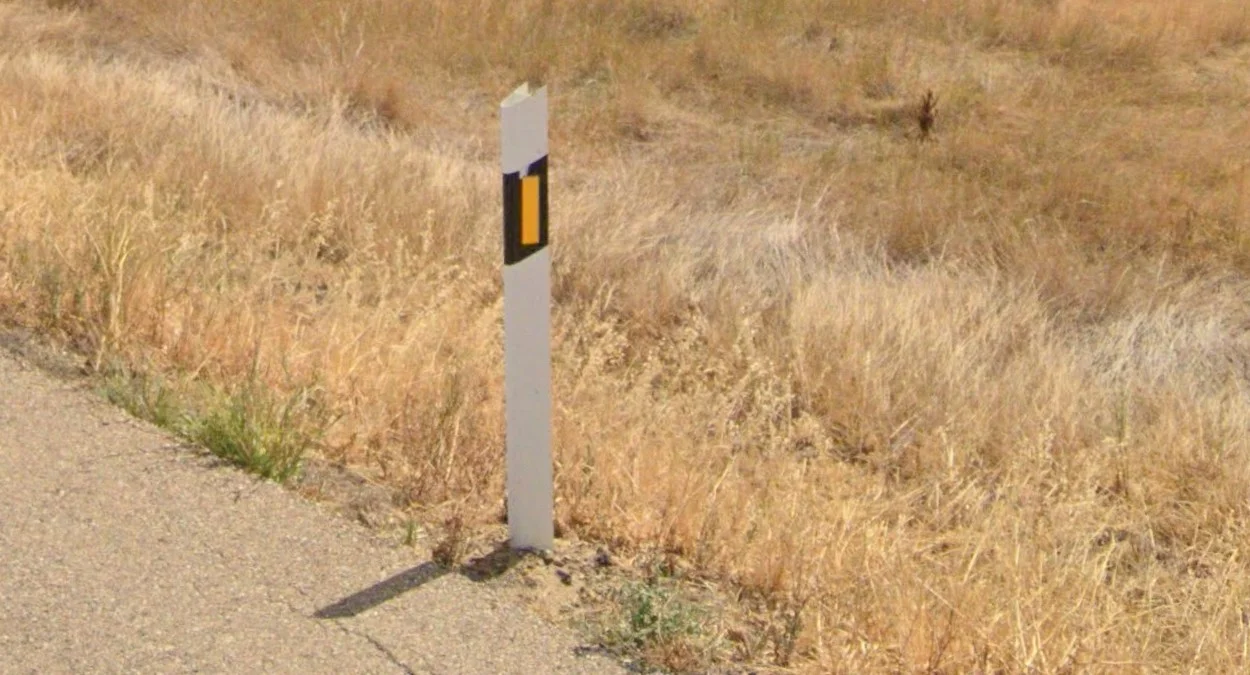 標準空心黃橘色反光柱