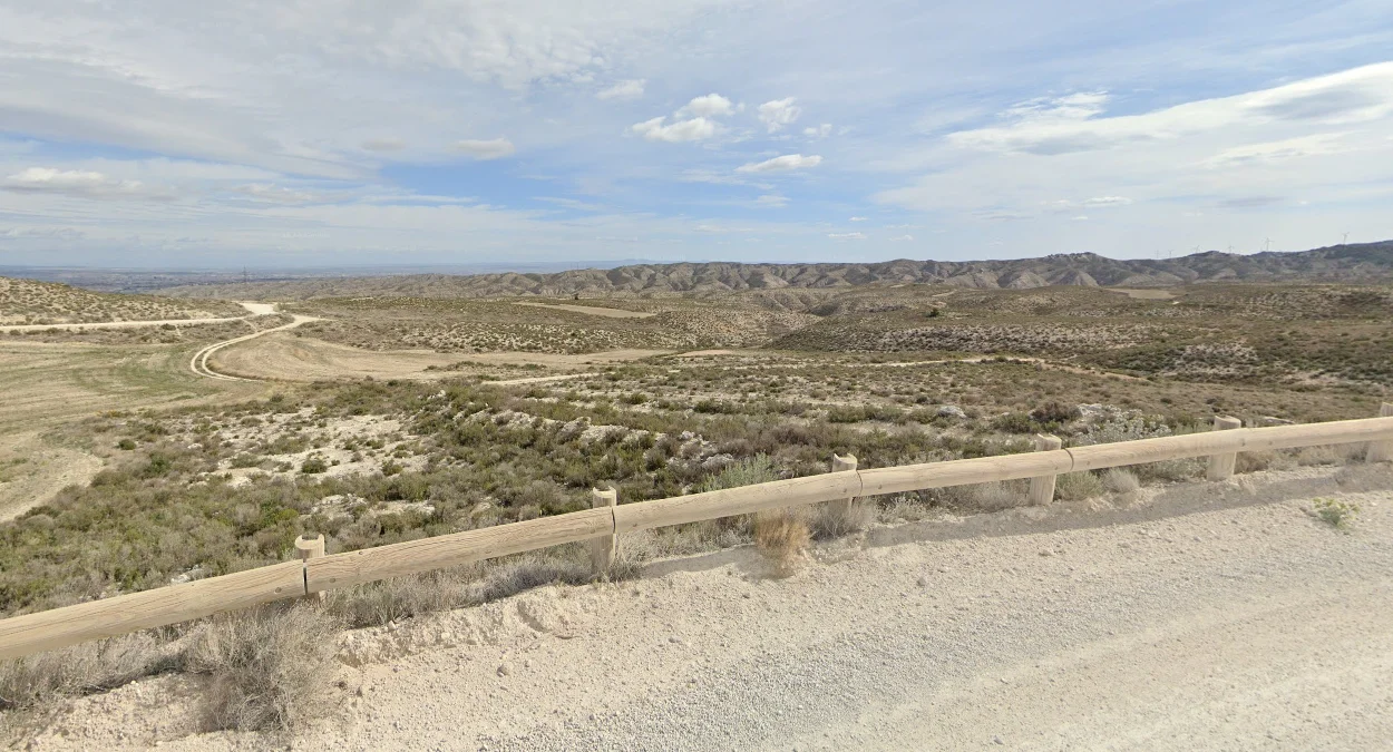 亞拉岡的半沙漠景觀