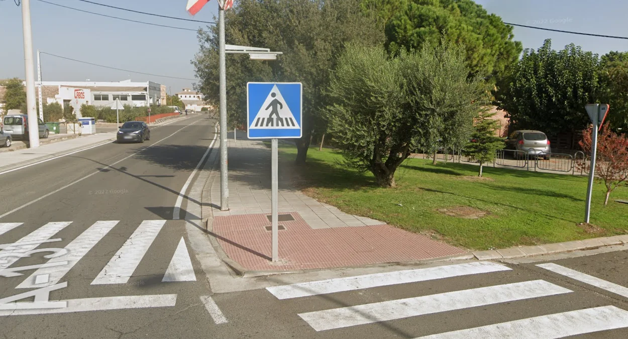 獨特的八條紋斑馬線