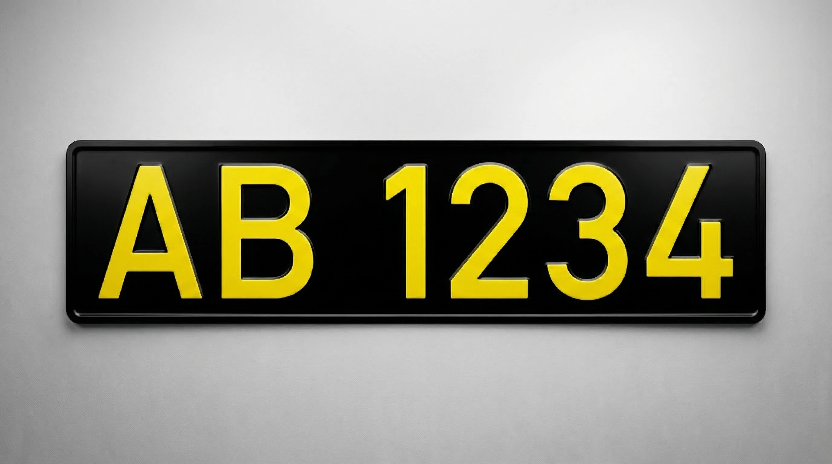 黑底黃字車牌