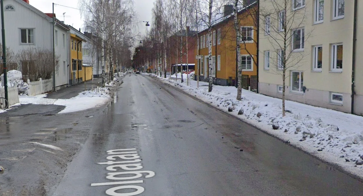 于默奧市的春季融雪街景