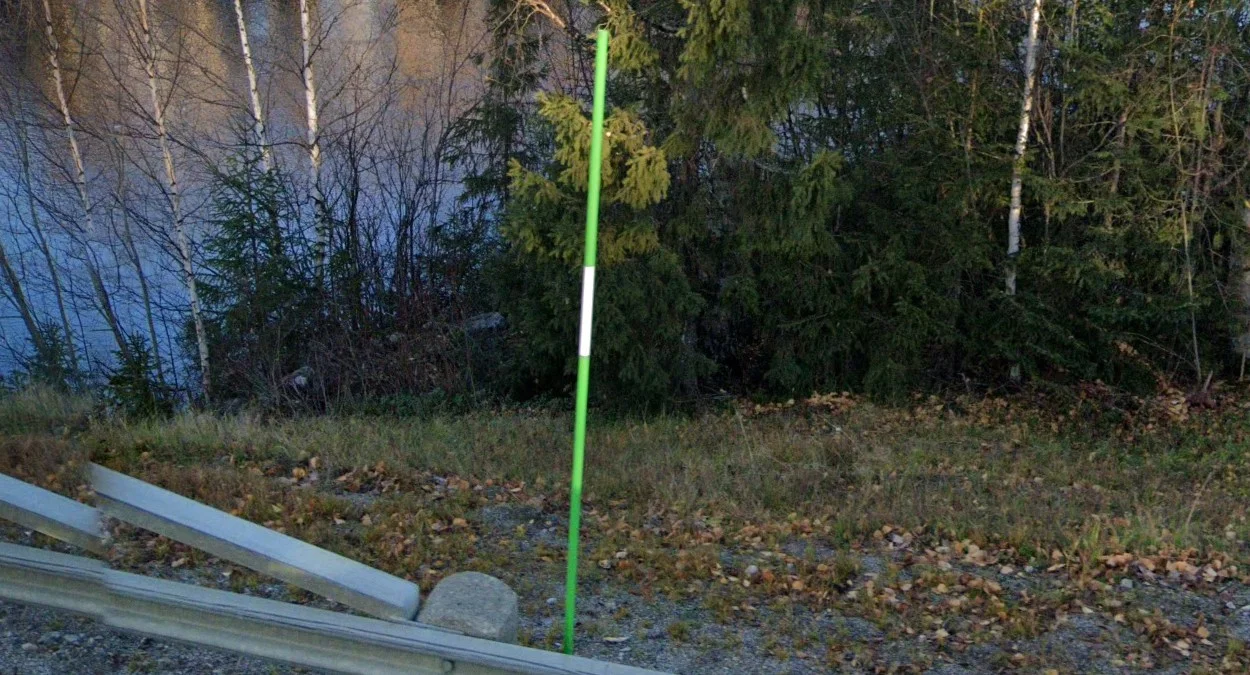 于默奧周邊的綠色雪桿